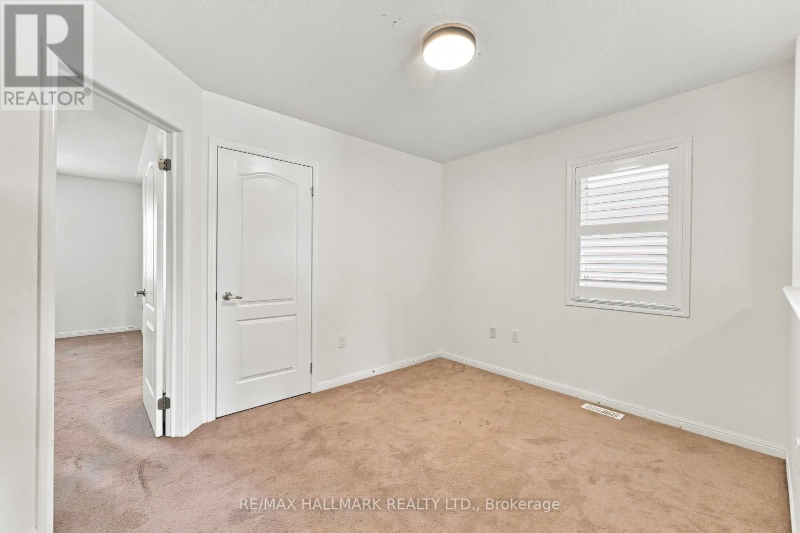 174 MILTROSE CRESCENT - 31