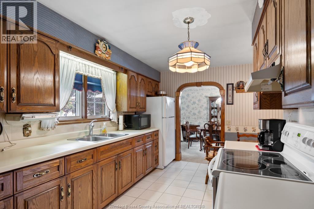 247 ERIE STREET South - 13