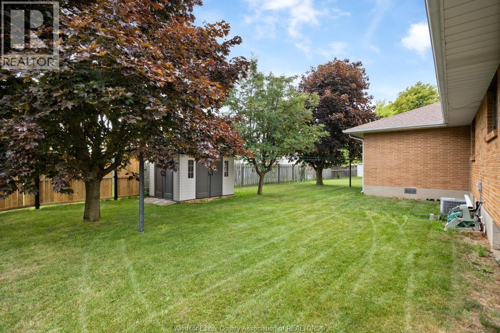 247 ERIE STREET South - 29