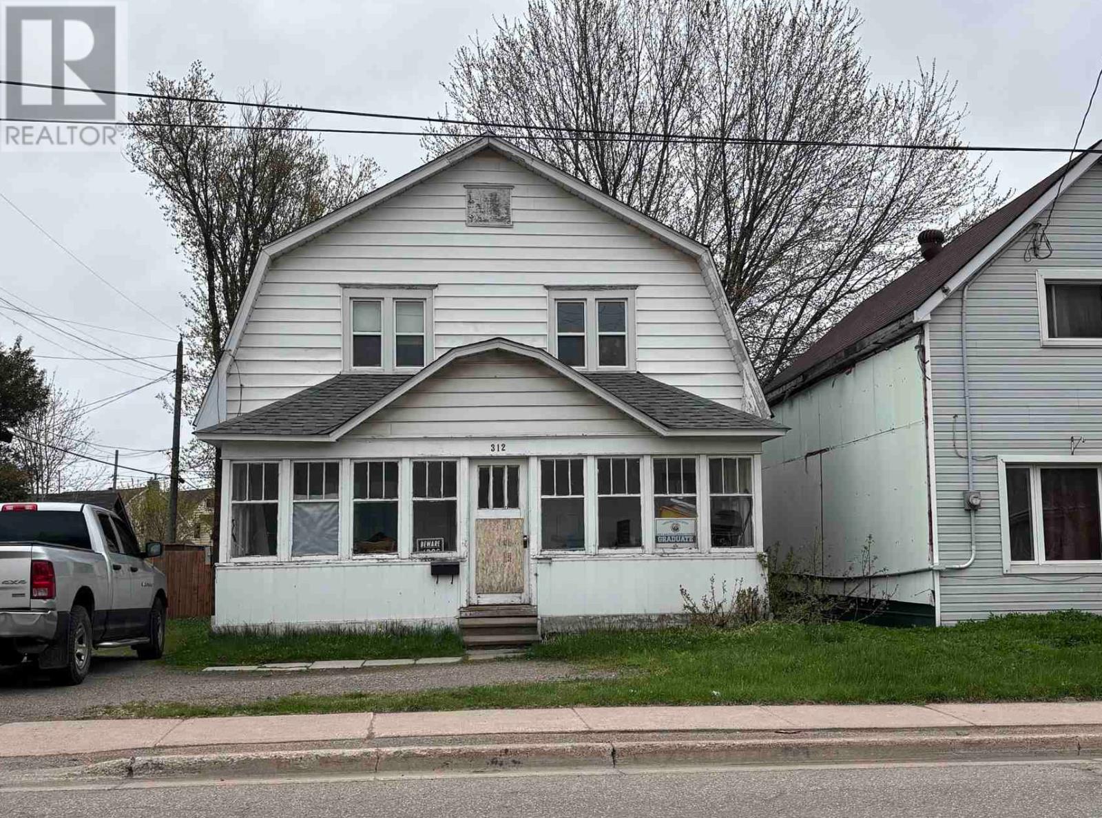 312 Huron ST - 1