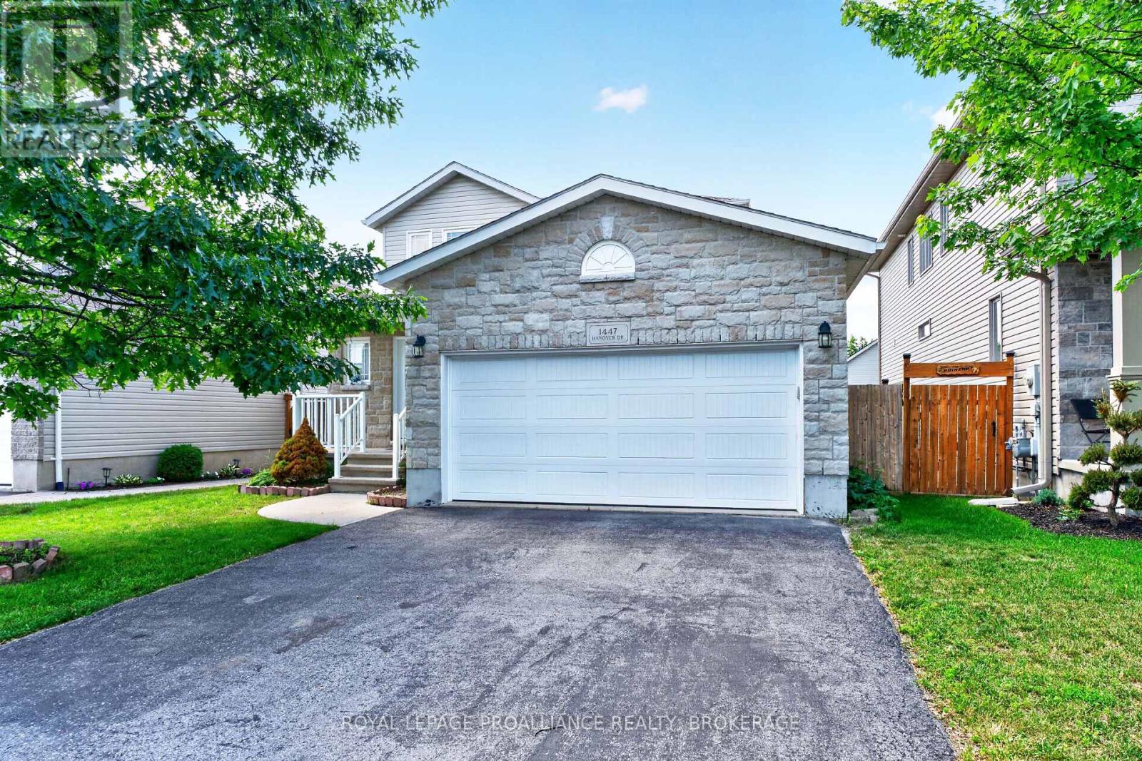 1447 HANOVER DRIVE - 41