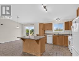 Family room - 289 Colebrook Road, Stone Mills, ON K0K3N0 Photo 8