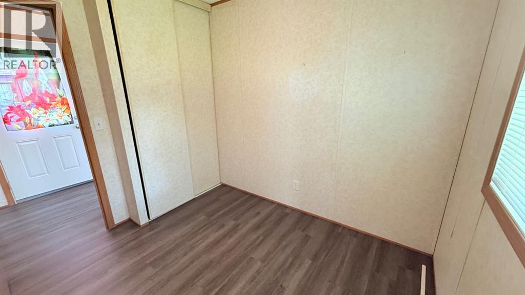 209 2 Avenue - Photo 12