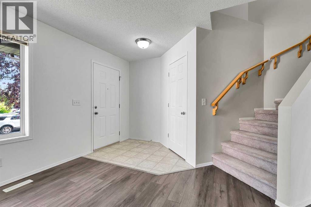 203 Covemeadow Crescent - Photo 5