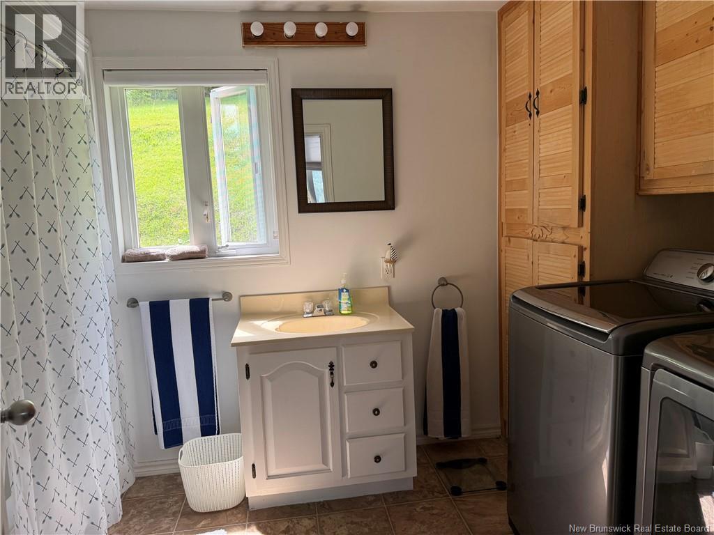5642 Centrale Street - Image 17