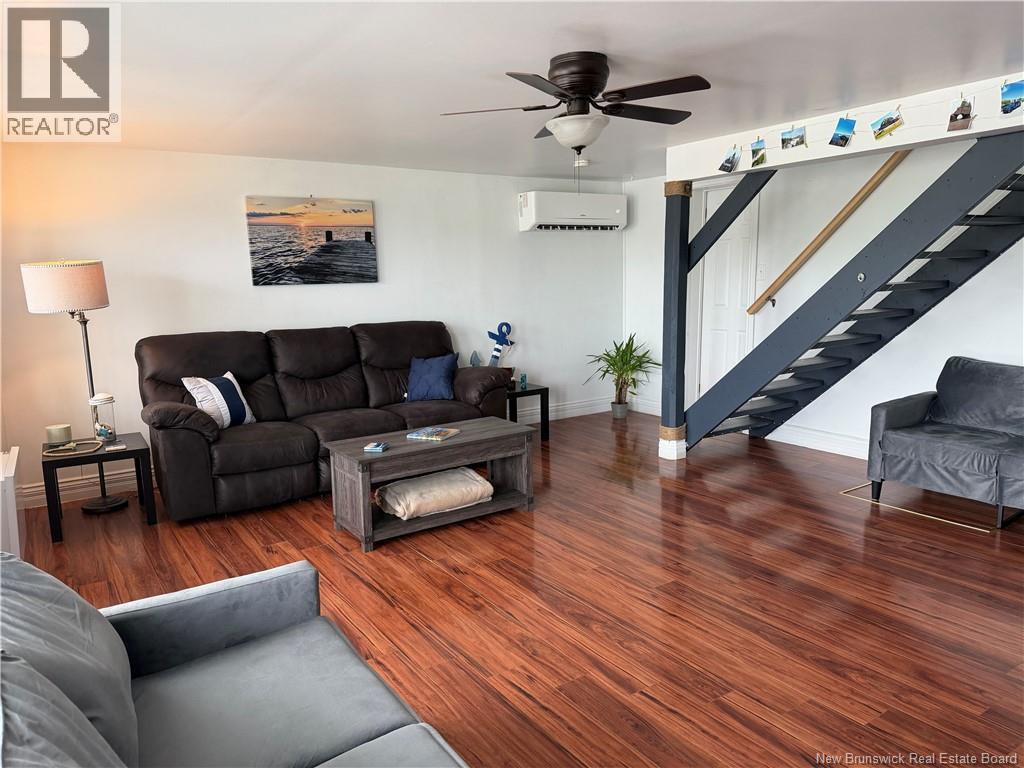 5642 Centrale Street - 9