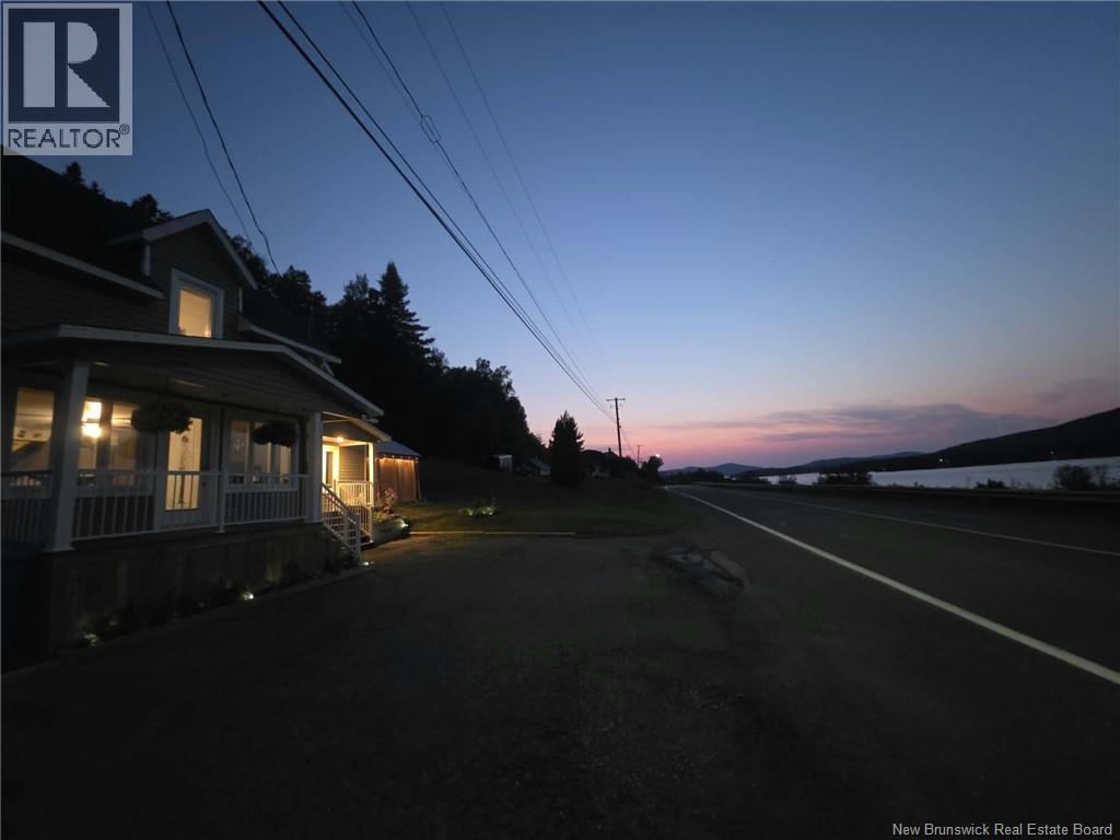 5642 Centrale Street - 30