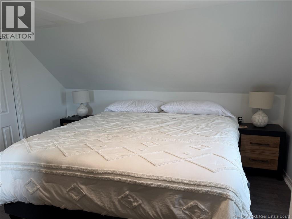 5642 Centrale Street - 21