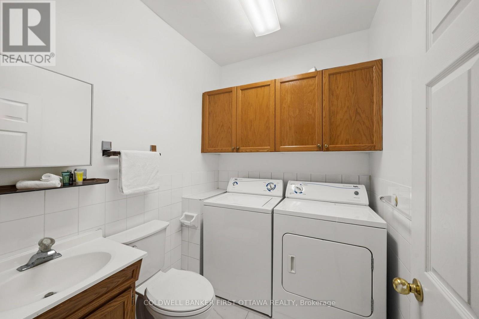 3 Bed, 2 Bath House for Rent in Ottawa – 176 ROCHESTER STREET, Ottawa – MLS# X13665634 - Image 19