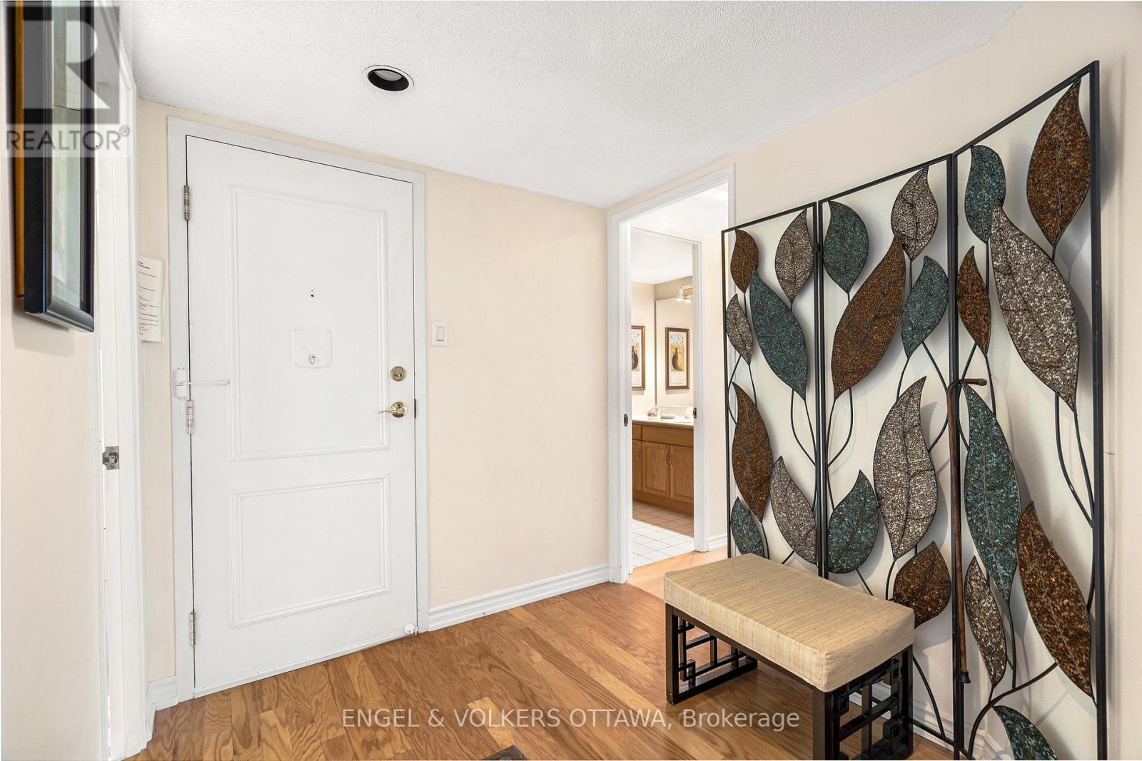 3 Bed, 3 Bath Apartment for Sale in Ottawa – 205 – 545 ST LAURENT BOULEVARD, Ottawa – MLS# X13665662 - Image 22