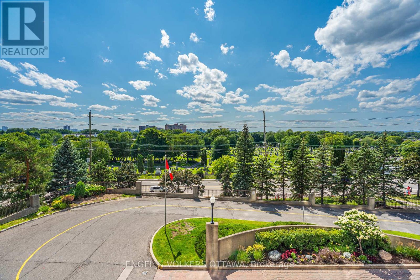 3 Bed, 3 Bath Apartment for Sale in Ottawa – 205 – 545 ST LAURENT BOULEVARD, Ottawa – MLS# X13665662 - Image 34
