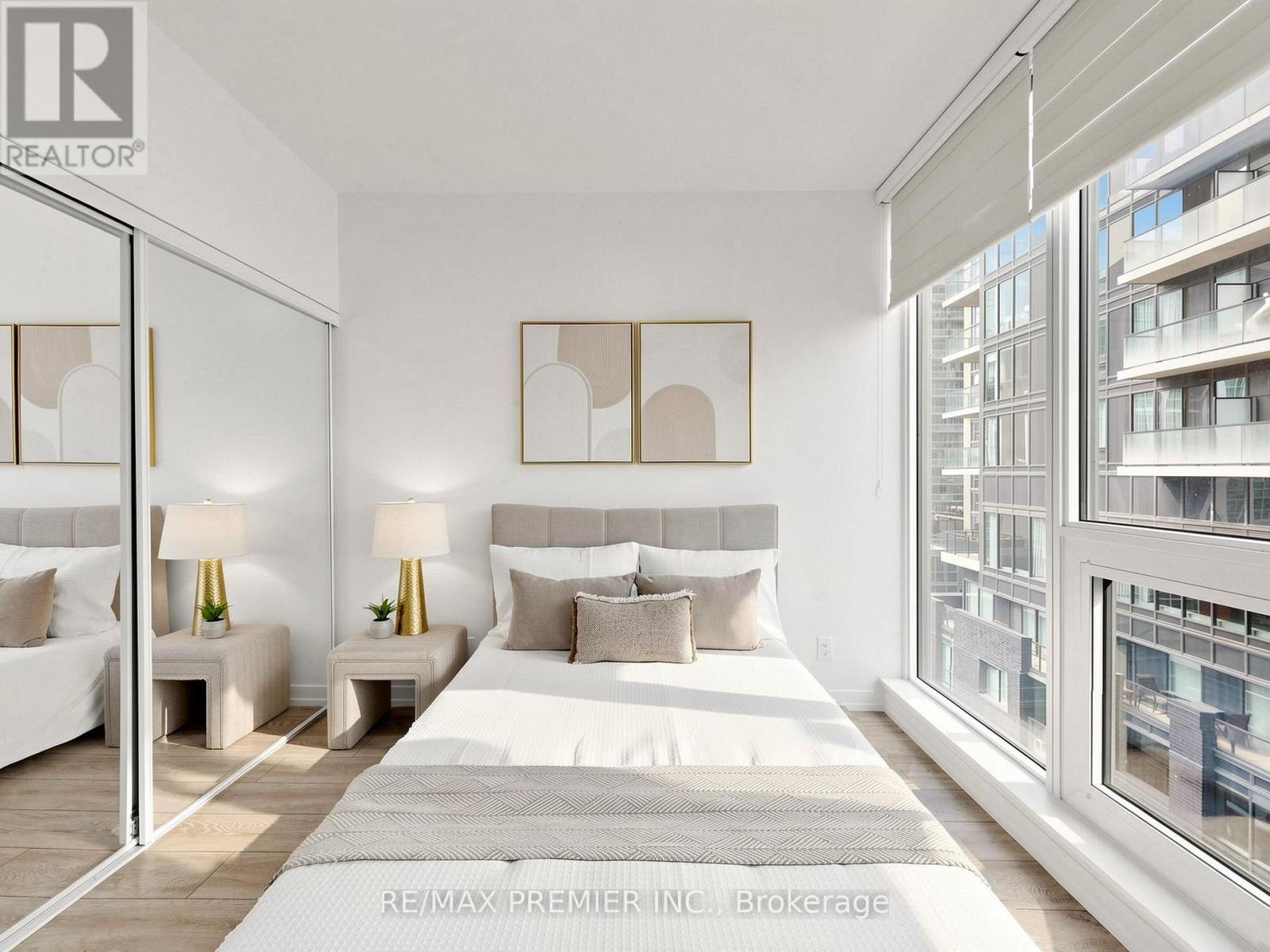 #1007 55 MERCER STREET - 19