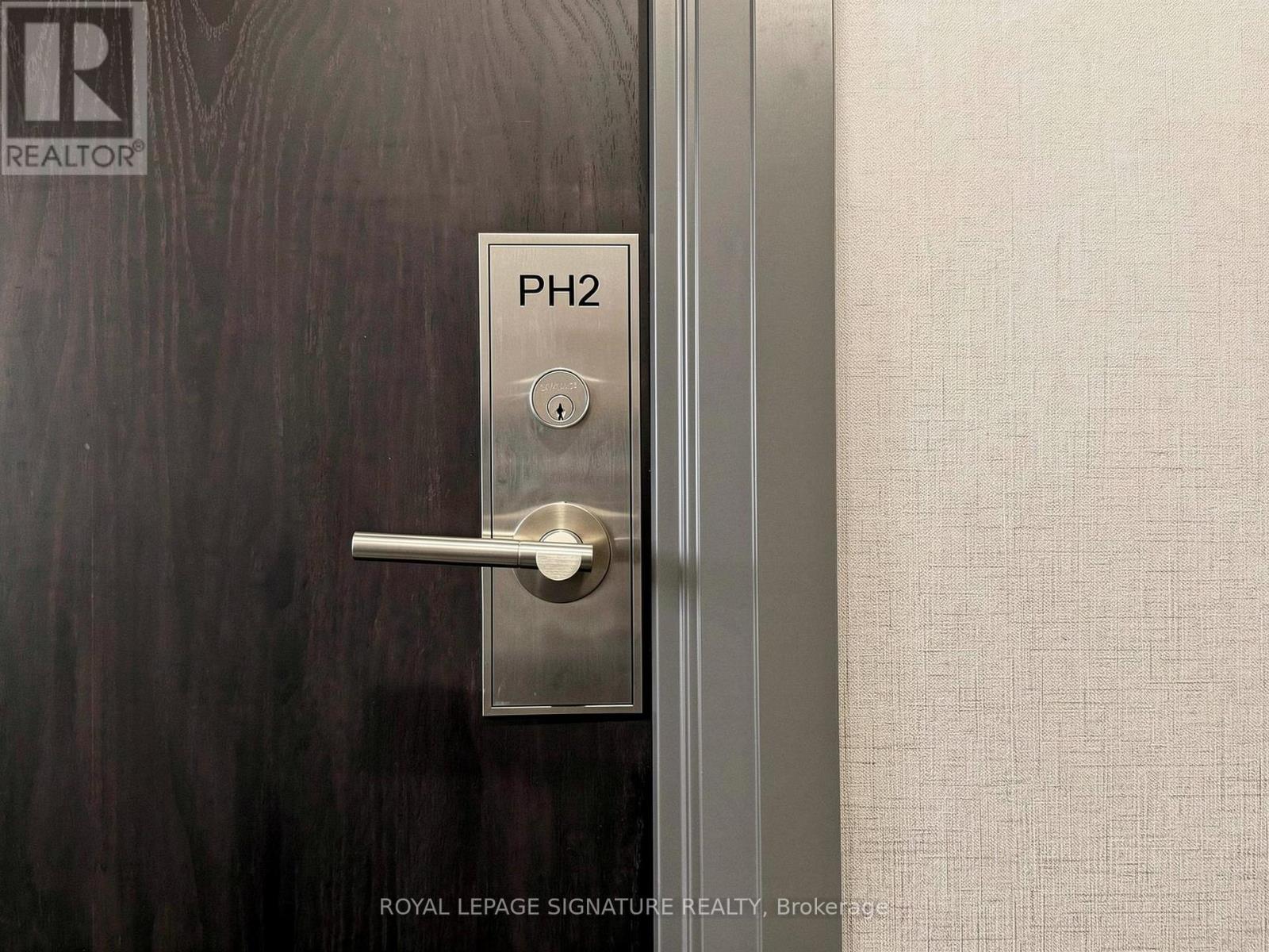 #PH2 297 COLLEGE STREET - 14