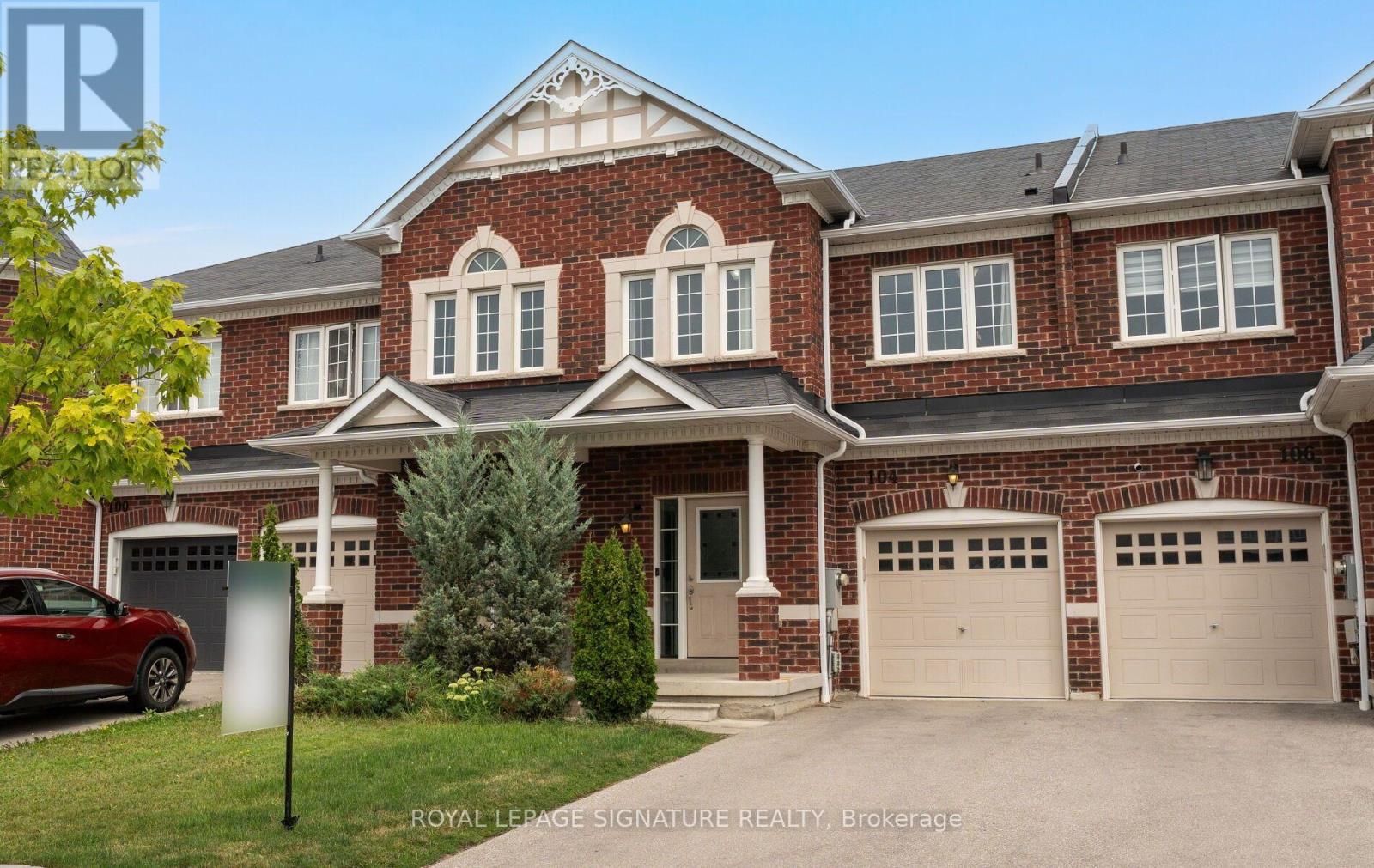 Property for sale at 104 WHITEFOOT CRESCENT