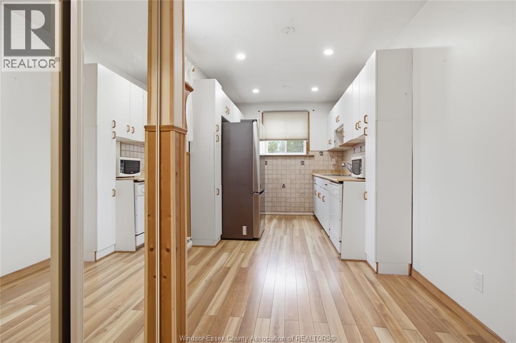 1229 ARNCLIFFE PLACE - 5