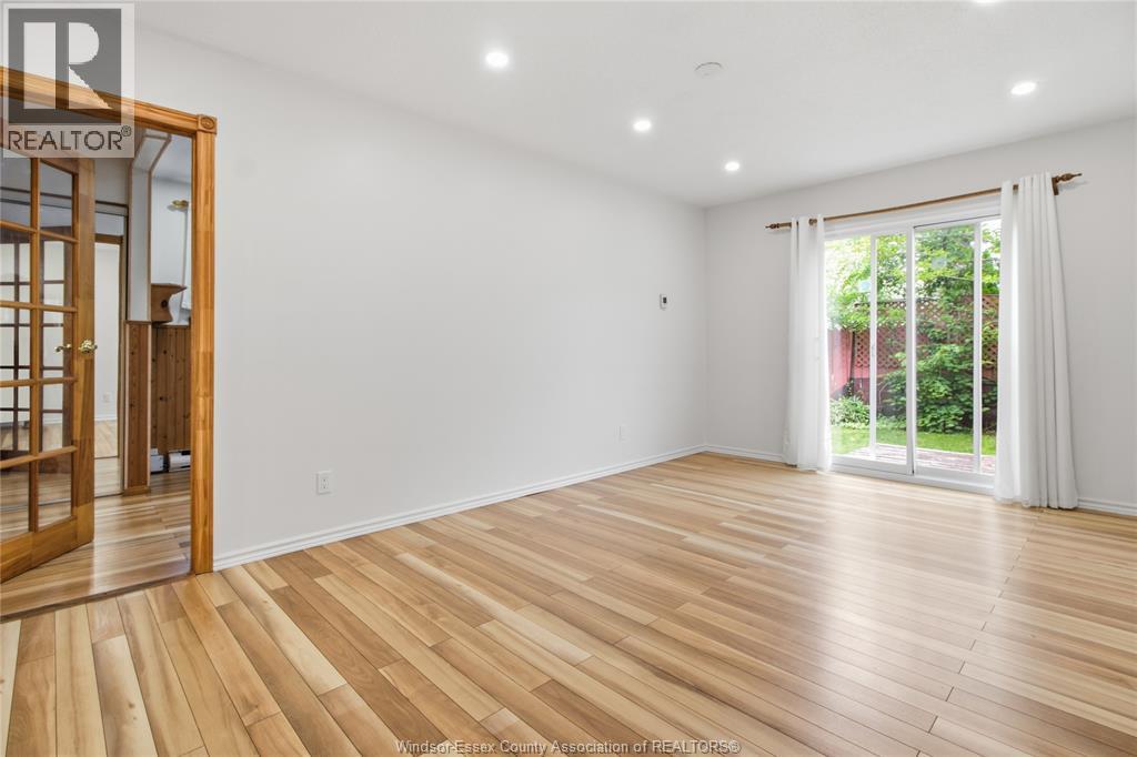 1229 ARNCLIFFE PLACE - 9