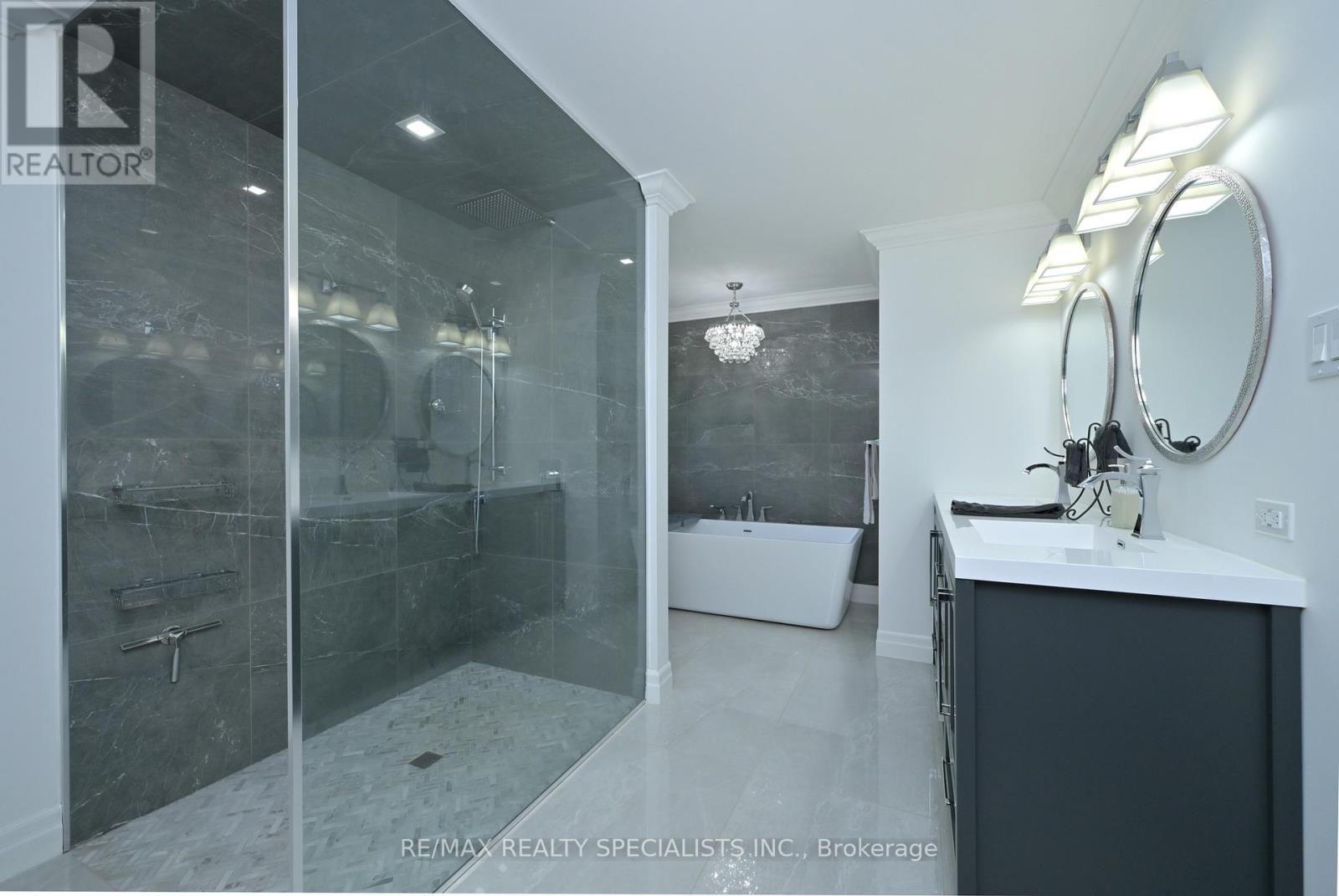13 SNOWBERRY COURT - 20