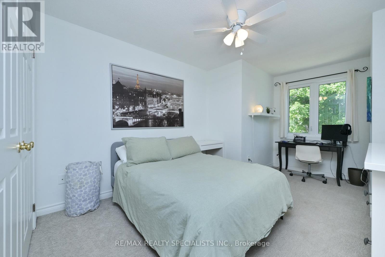 13 SNOWBERRY COURT - 24