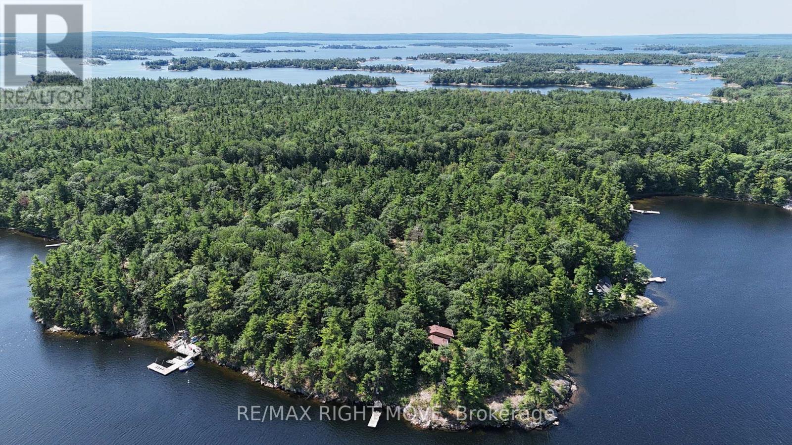 3140 ISLAND 1810 - 3