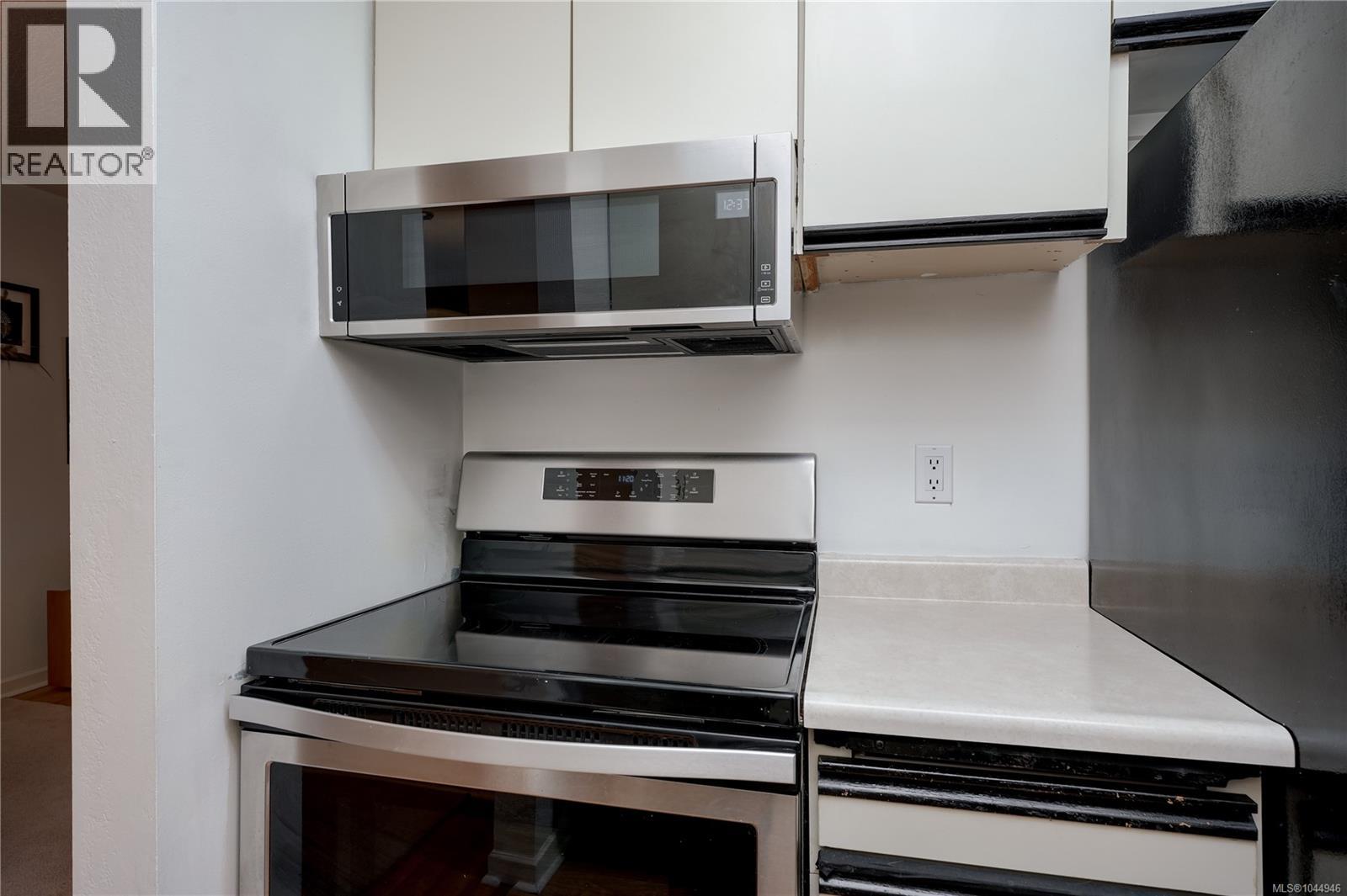 #307 1610 Jubilee Ave - 10