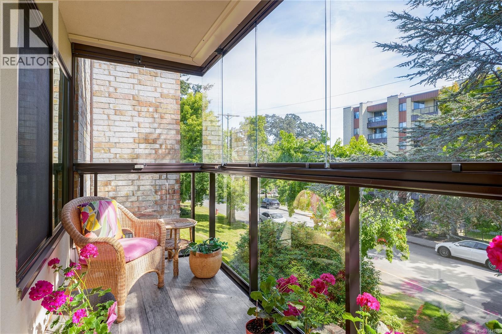 307 1610 Jubilee Avenue, Victoria