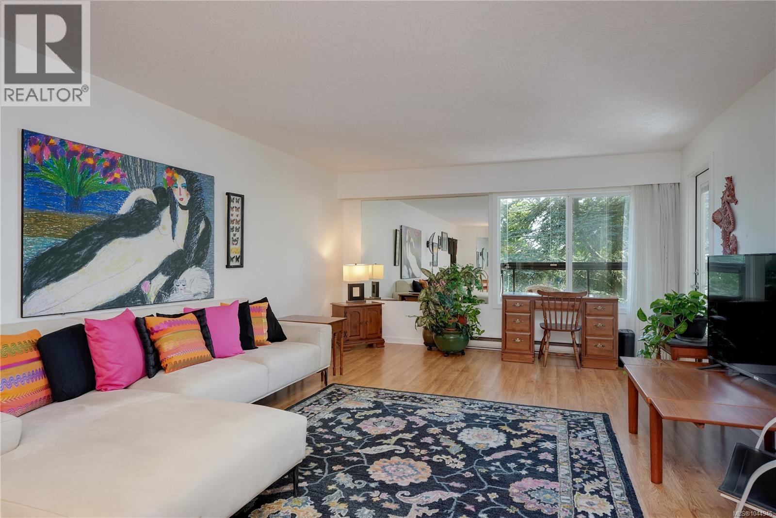 307 1610 Jubilee Avenue, Victoria