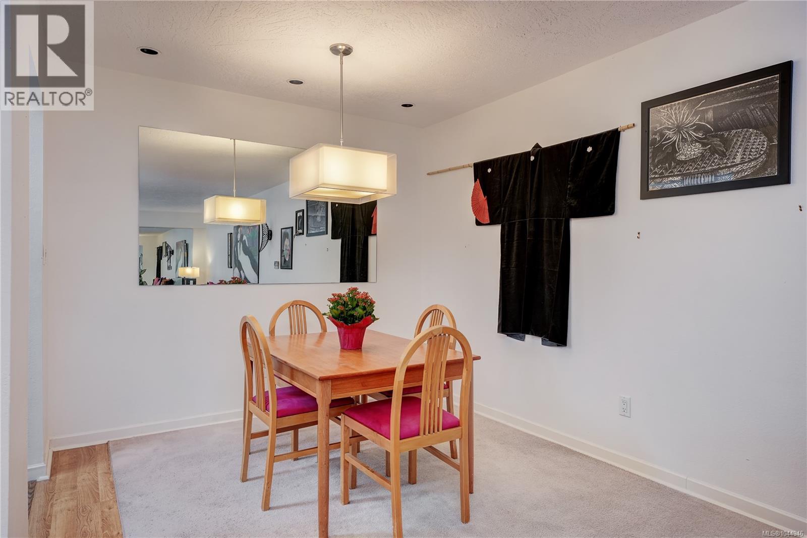 307 1610 Jubilee Avenue, Victoria