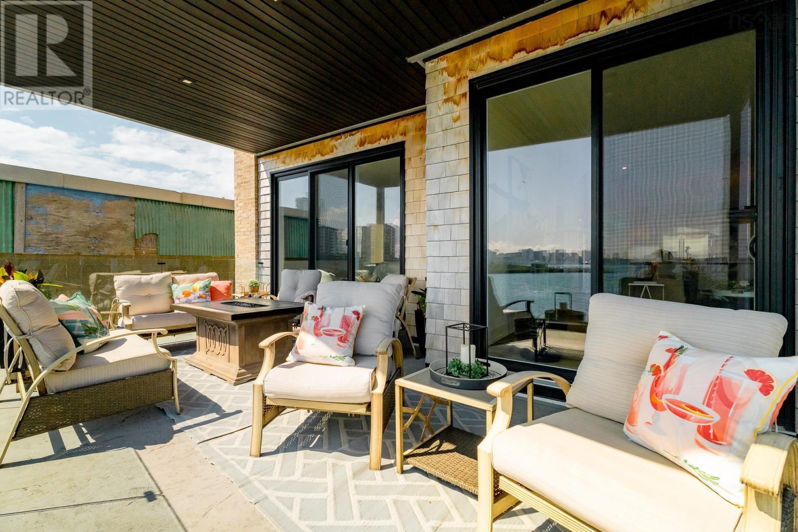 #2 34 Hazelhurst Street - 22