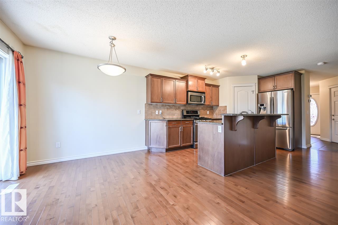 11425 14 Avenue SW - Photo 13