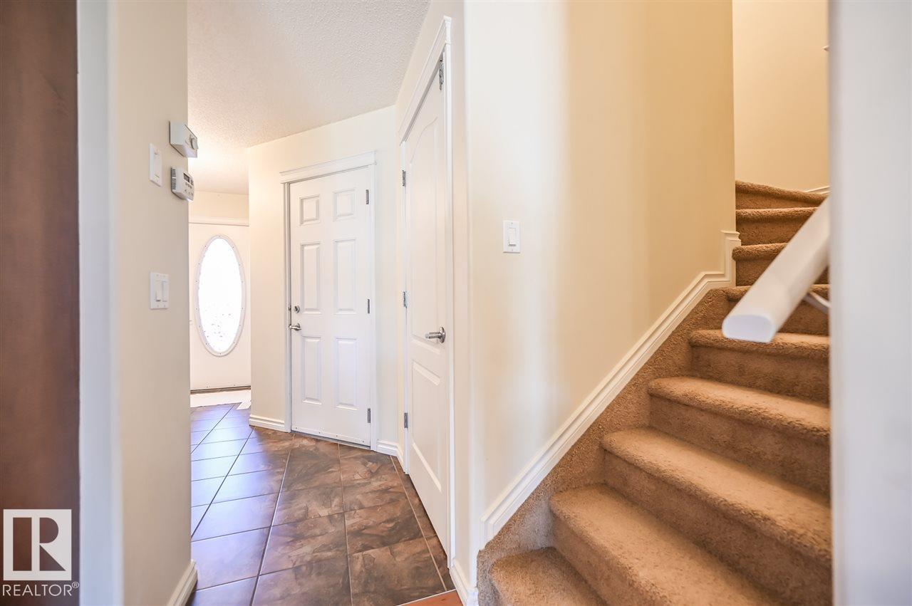 11425 14 AV SW, Rutherford (Edmonton), Edmonton photo 5