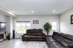 95 Rowntree Avenue, Winnipeg, MB R3Y0Z1 Photo 11