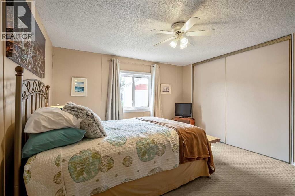 215 Homestead Close - Photo 11