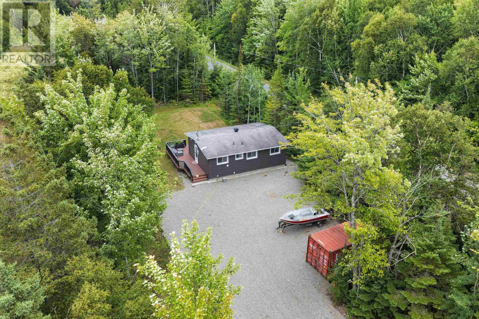 6 Ladema DR - Image 22