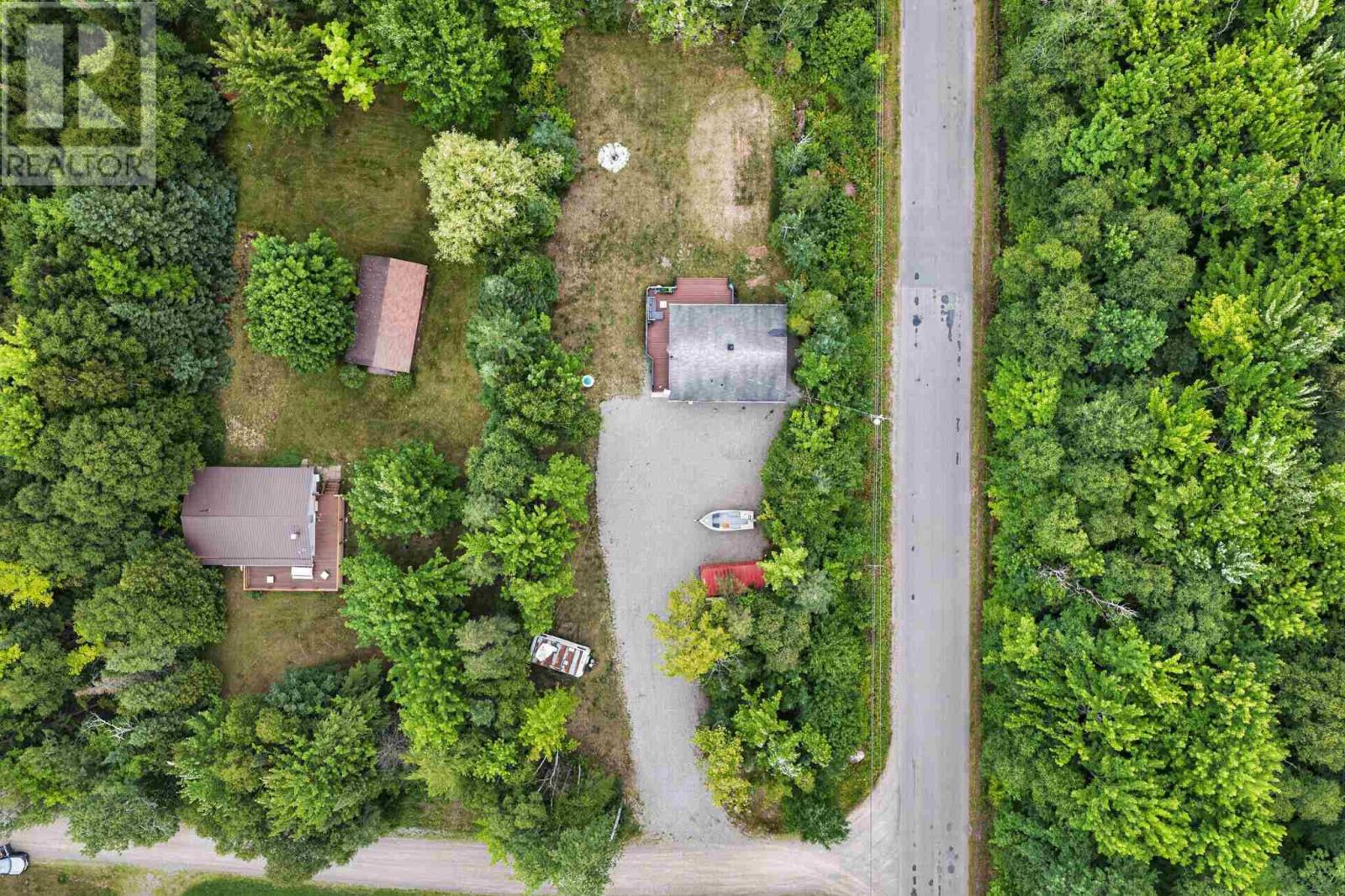 6 Ladema DR - Image 23