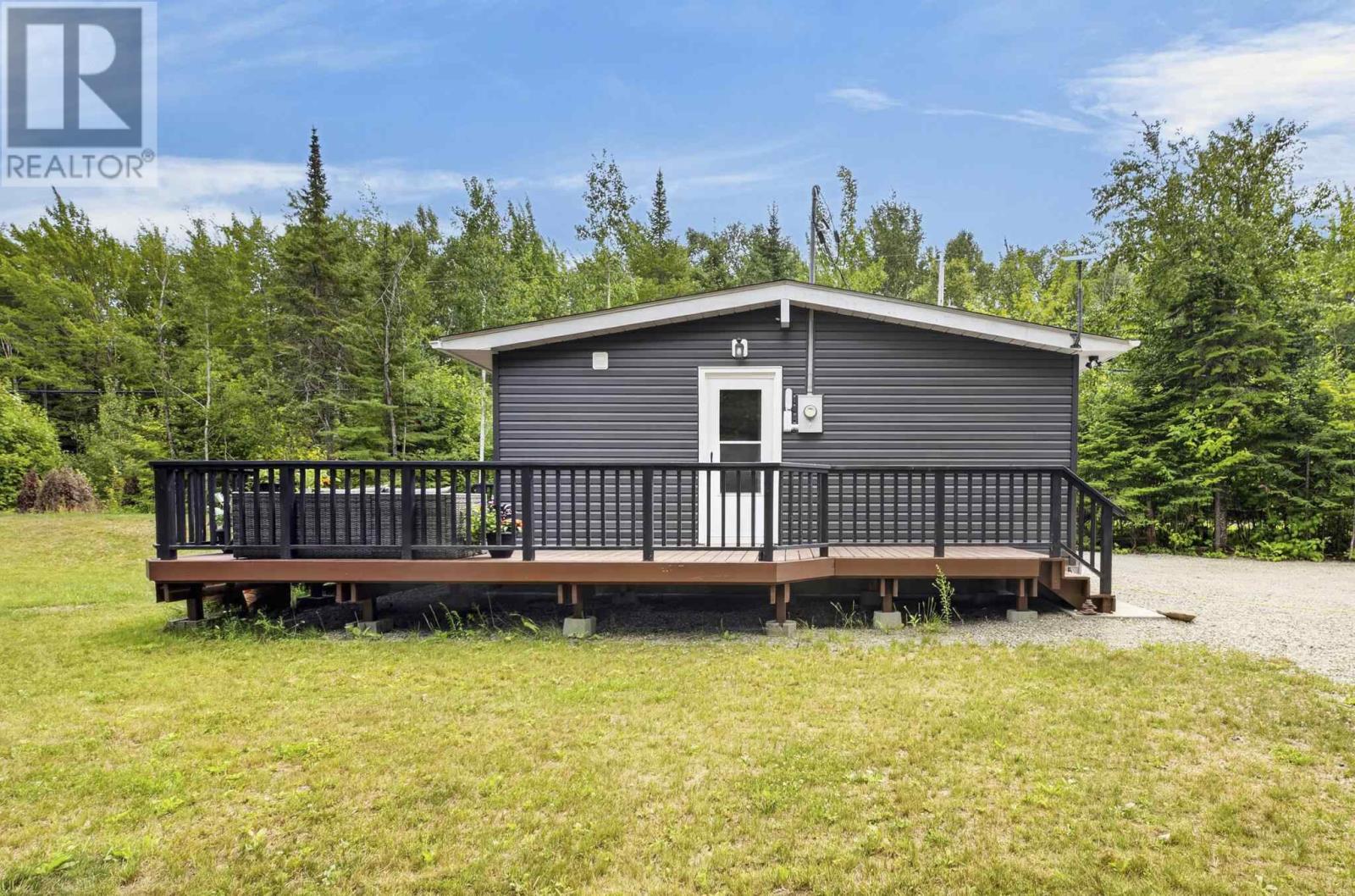 6 Ladema DR - Image 4
