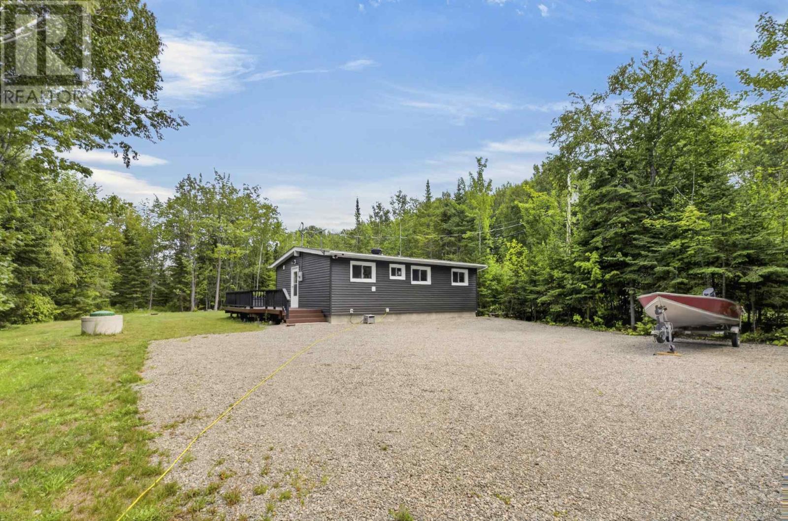 6 Ladema DR - Image 6