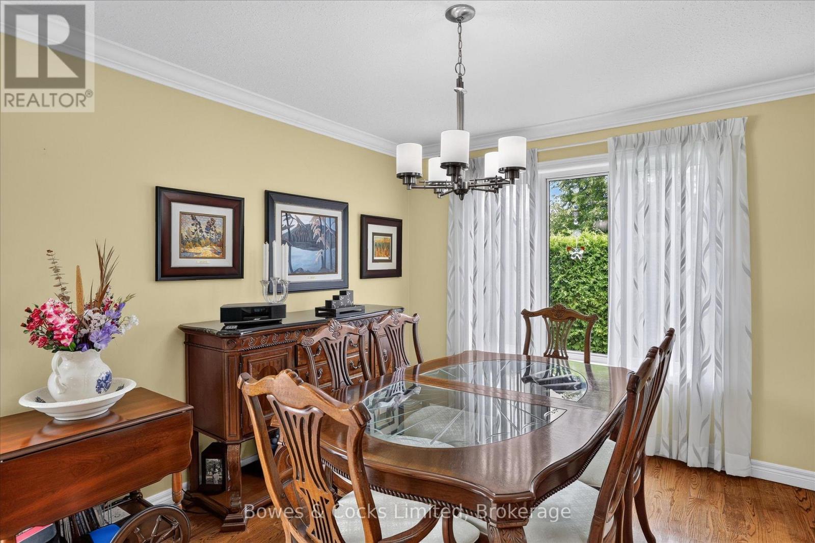 19 LORI BOULEVARD - Image 11