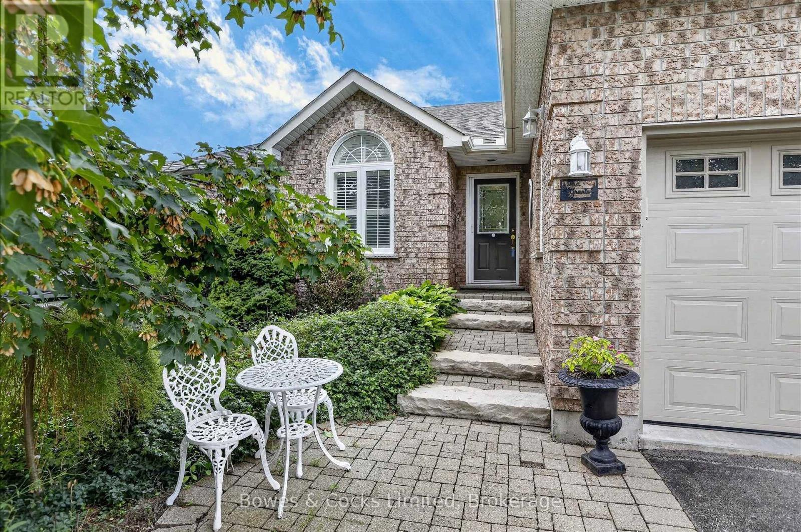 19 LORI BOULEVARD - Image 5