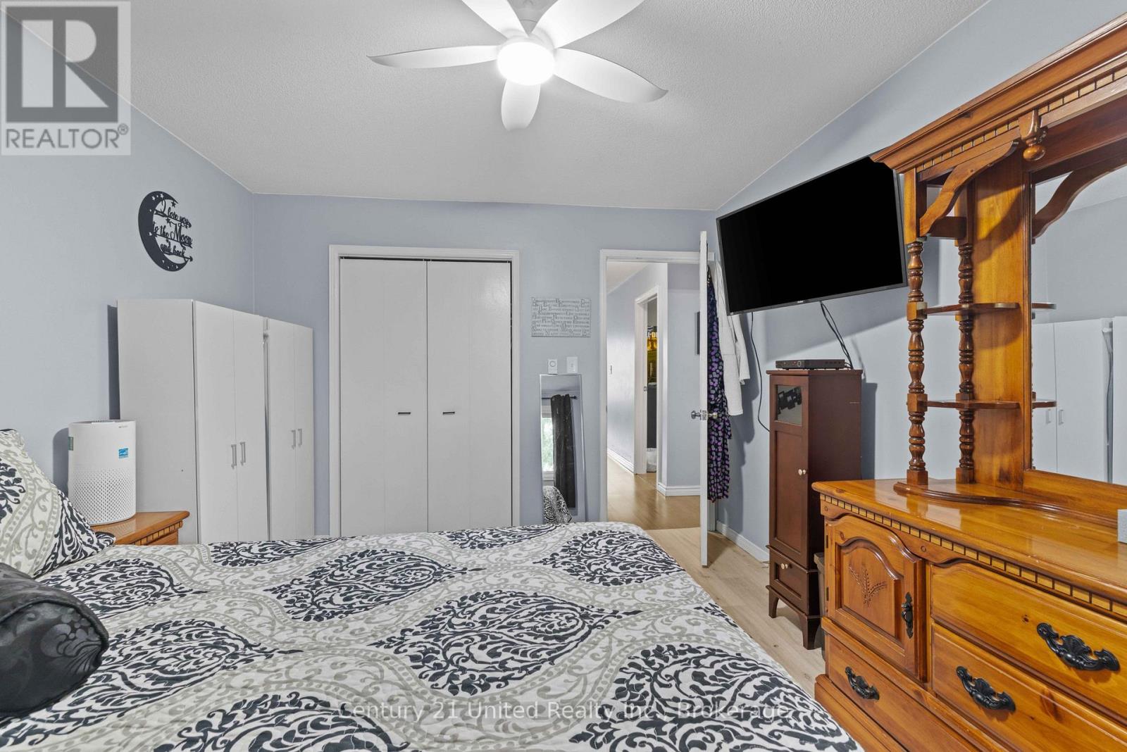 718 MOUNTAIN ASH ROAD - Image 19