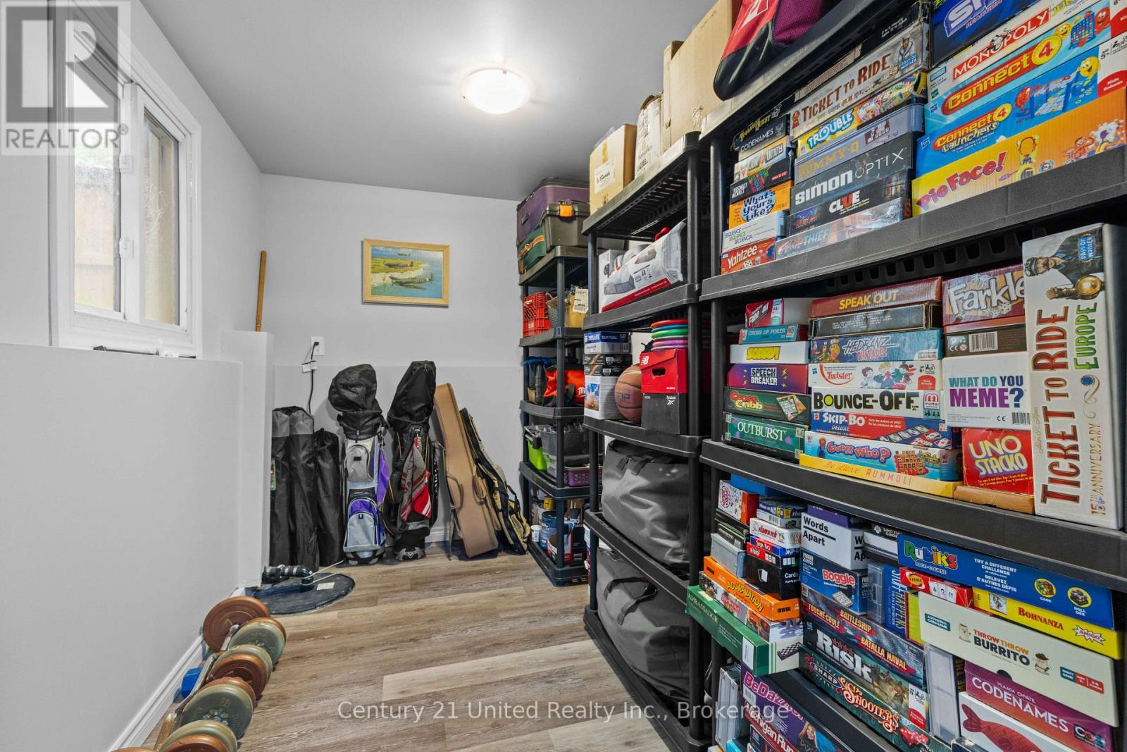 718 MOUNTAIN ASH ROAD - 29
