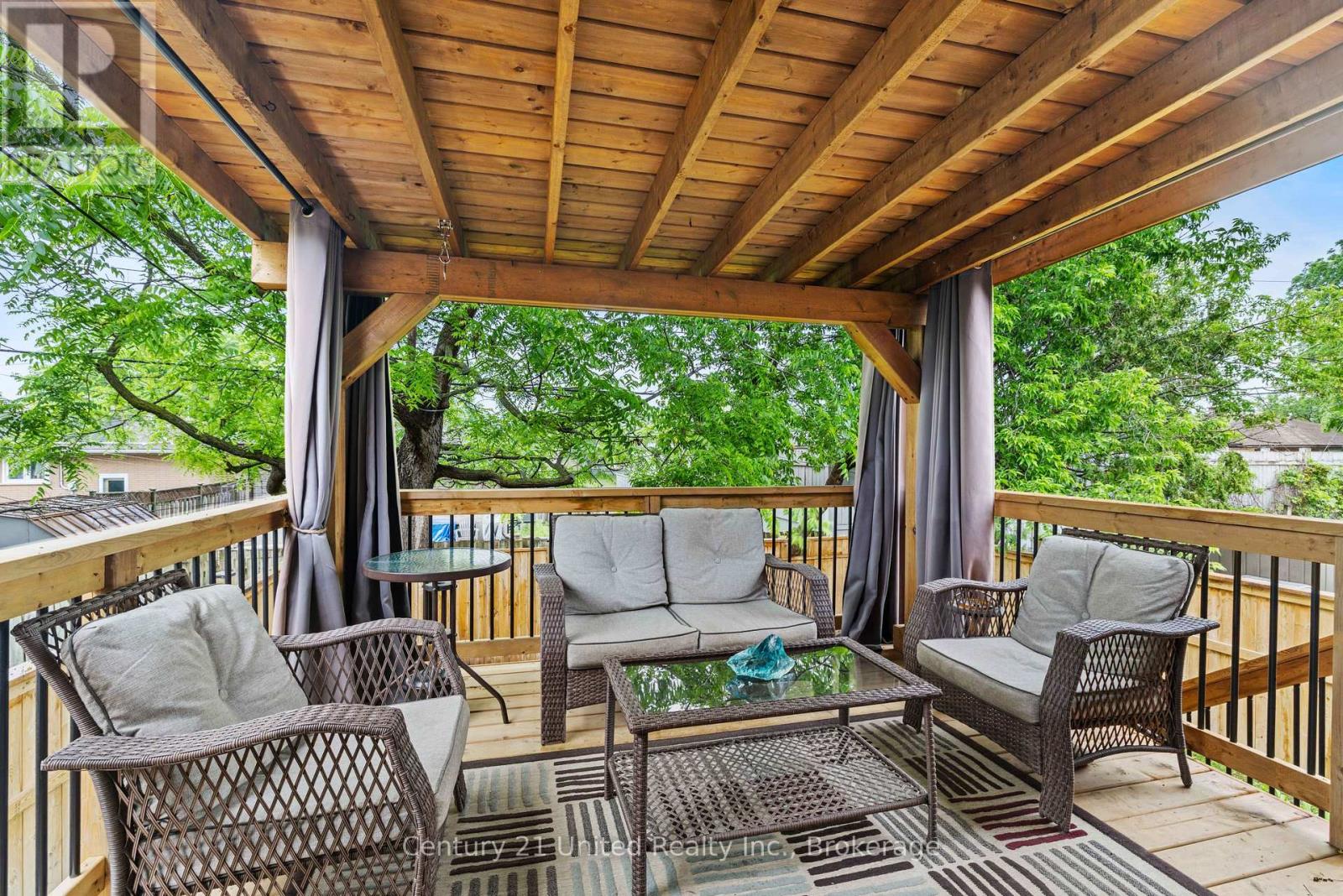 718 MOUNTAIN ASH ROAD - Image 32