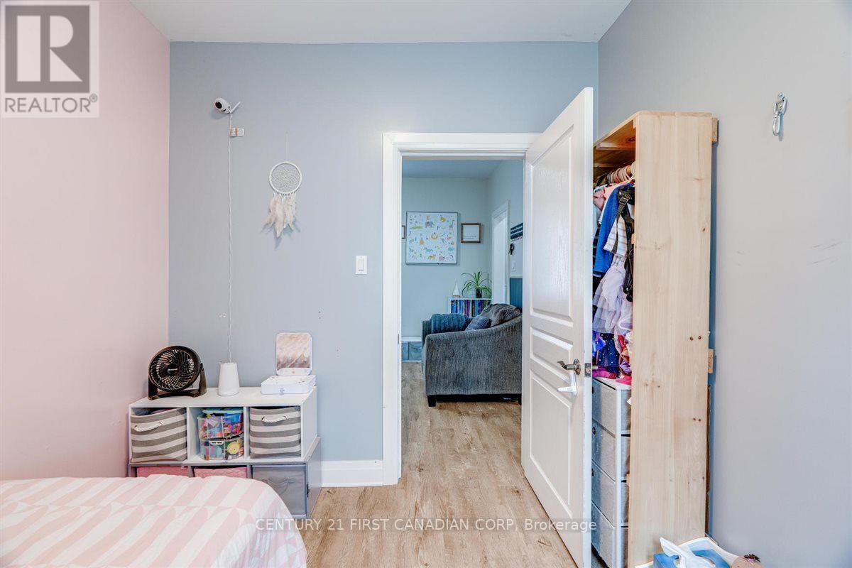 1025 KING STREET - Image 10