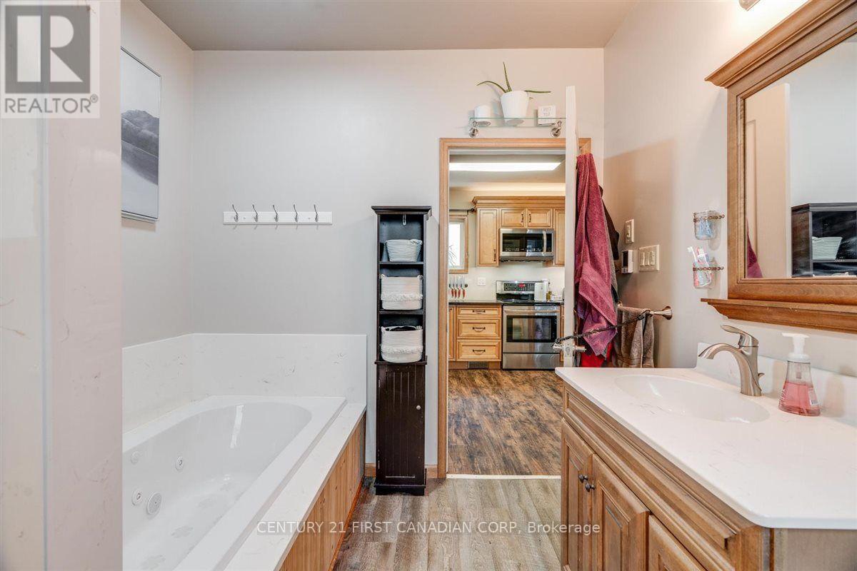 1025 KING STREET - Image 14