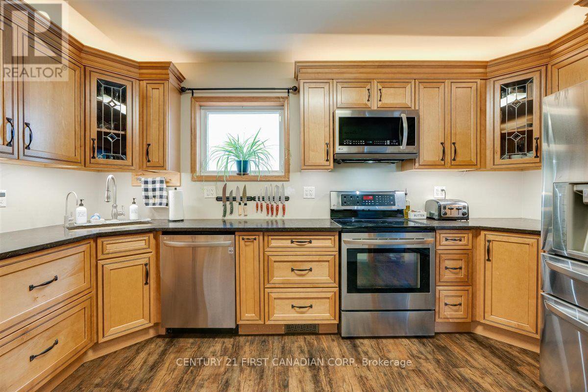 1025 KING STREET - Image 16