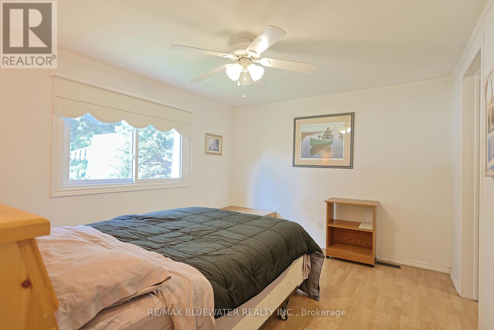 43 ST ANDREWS PLACE - 27