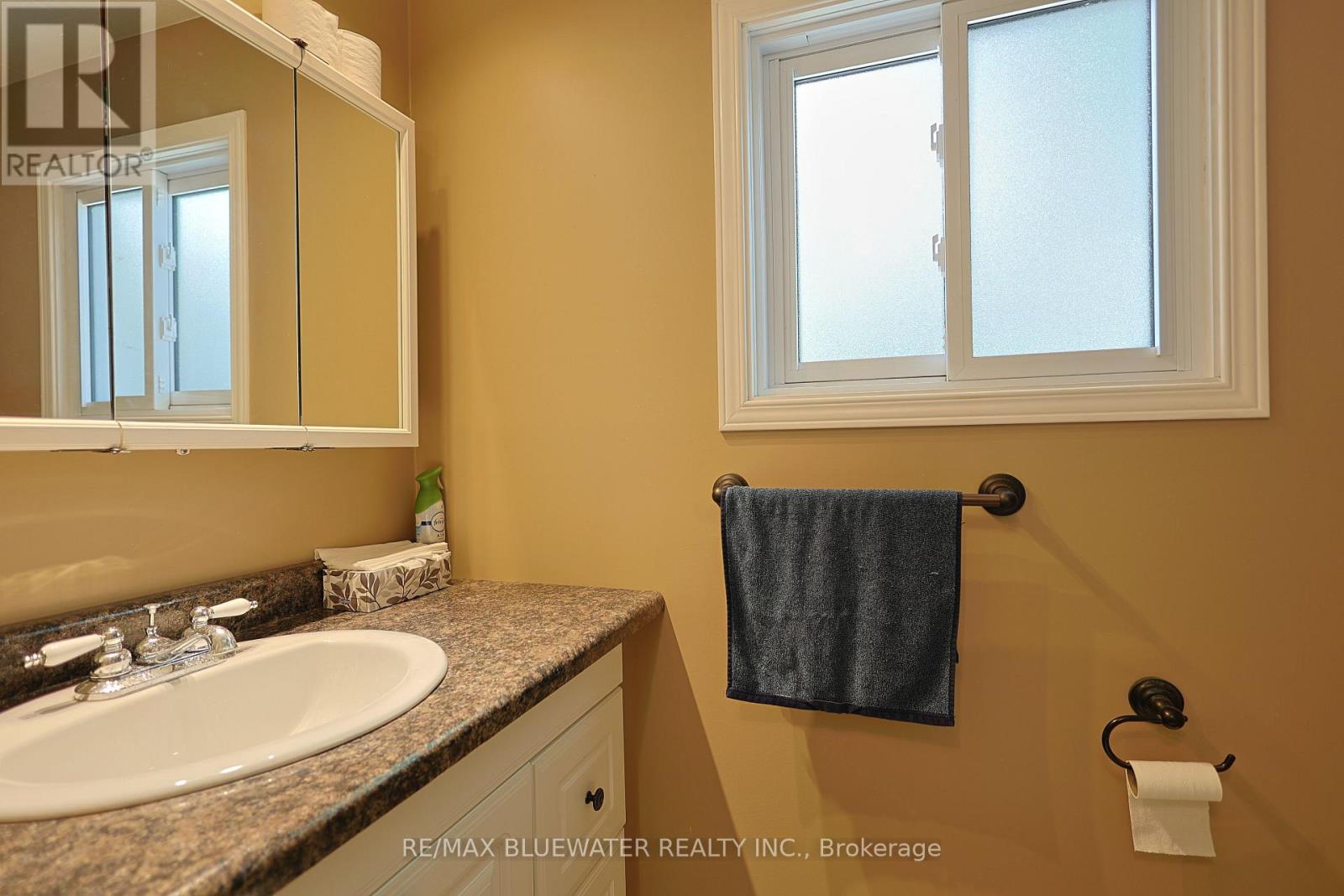 43 ST ANDREWS PLACE - 29