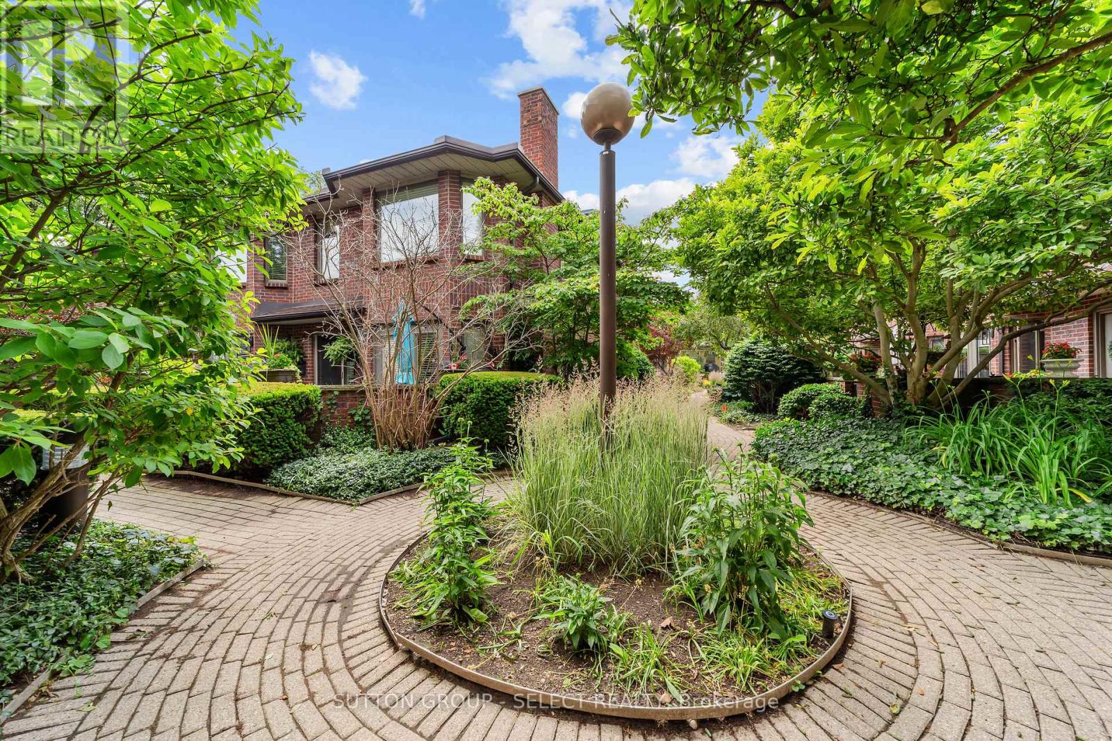 #14 152 ALBERT STREET - Image 40