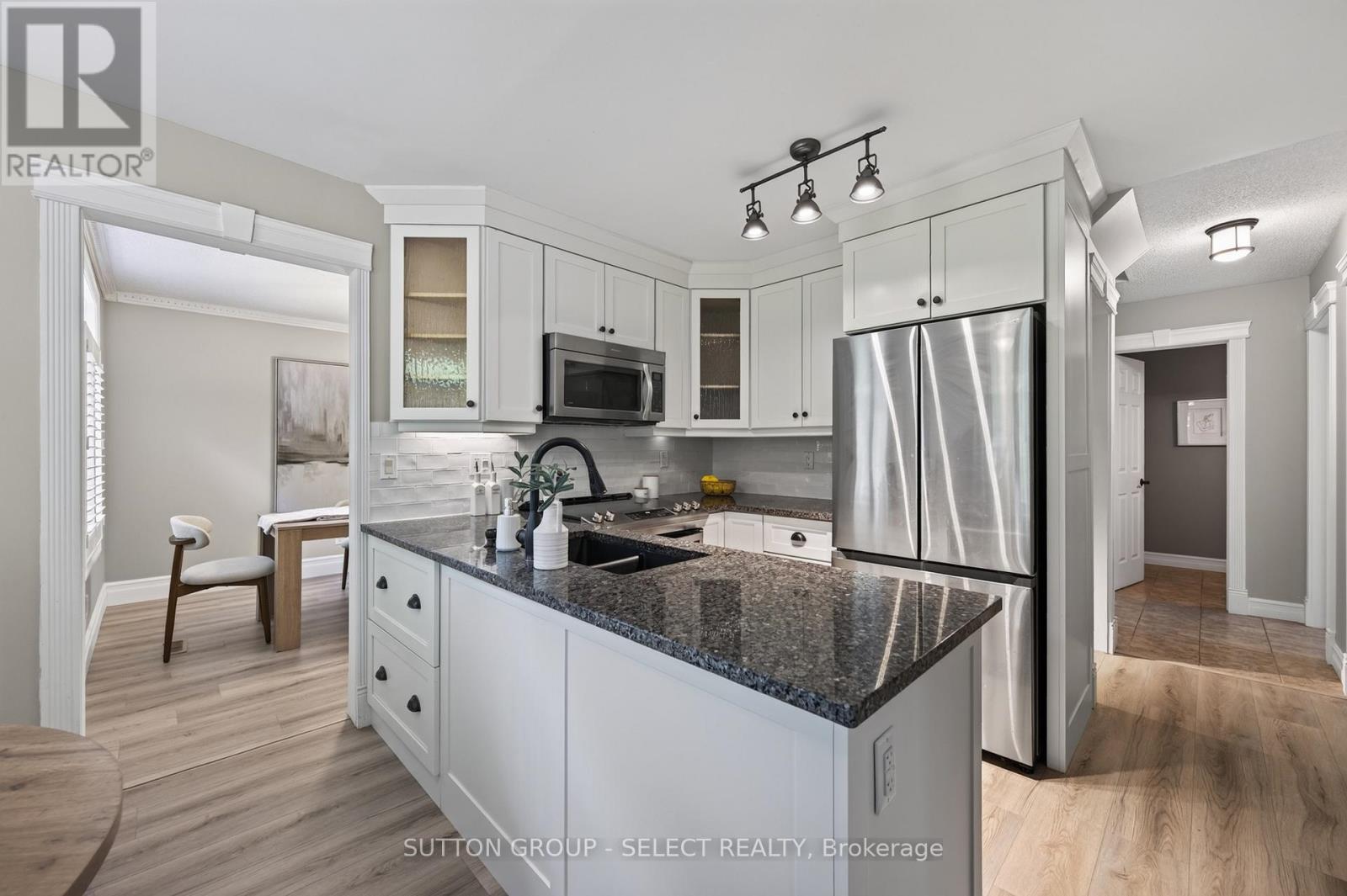 12 BANTING CRESCENT - Image 7