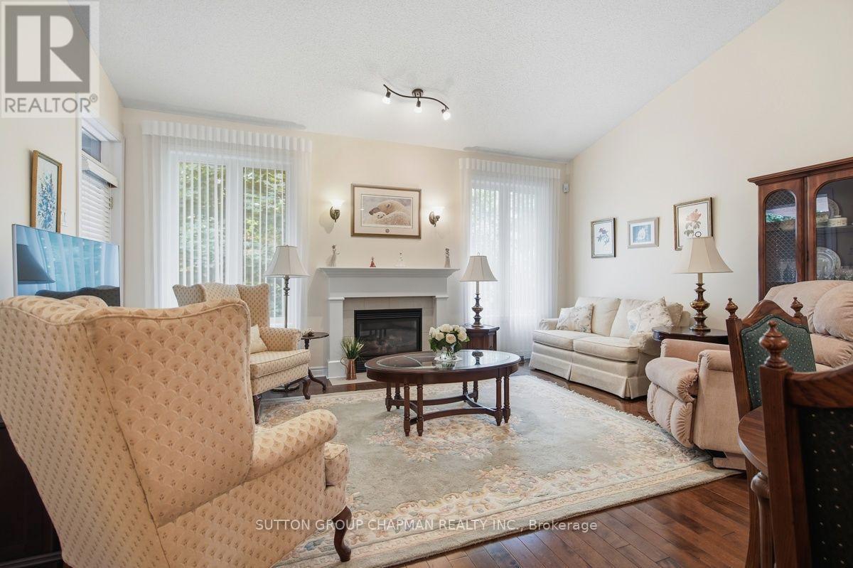 #15 455 HYDE PARK ROAD - Image 25