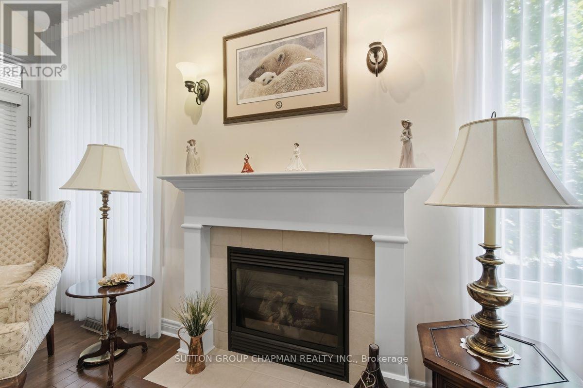 #15 455 HYDE PARK ROAD - Image 28